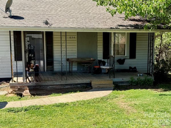 634 Oates Road , Gastonia, NC 28052