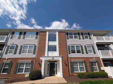 673 CONSTELLATION SQUARE SE, Unit J, LEESBURG, VA 20175