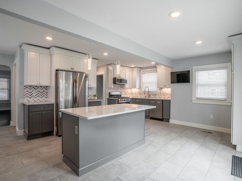 303 S Ridge Avenue, Troy, OH 45373 Photo 9