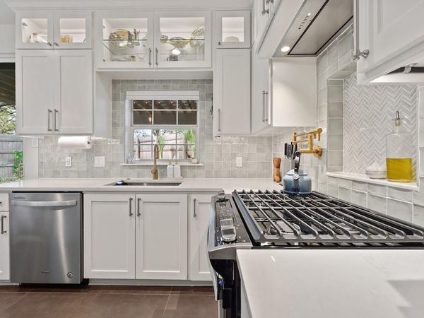 6141 Jumano LN, Austin, TX 78749