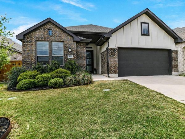 813 Whitetail DR, Round Rock, TX 78681