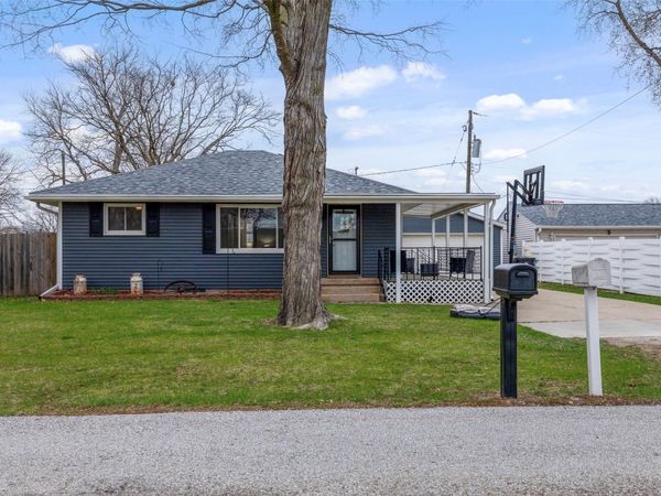 435 S School Street, Waukee, IA 50263