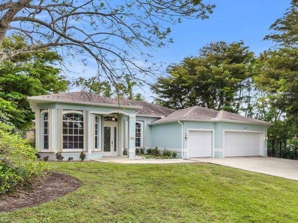 5890 Bur Oaks LN , NAPLES, FL 34119