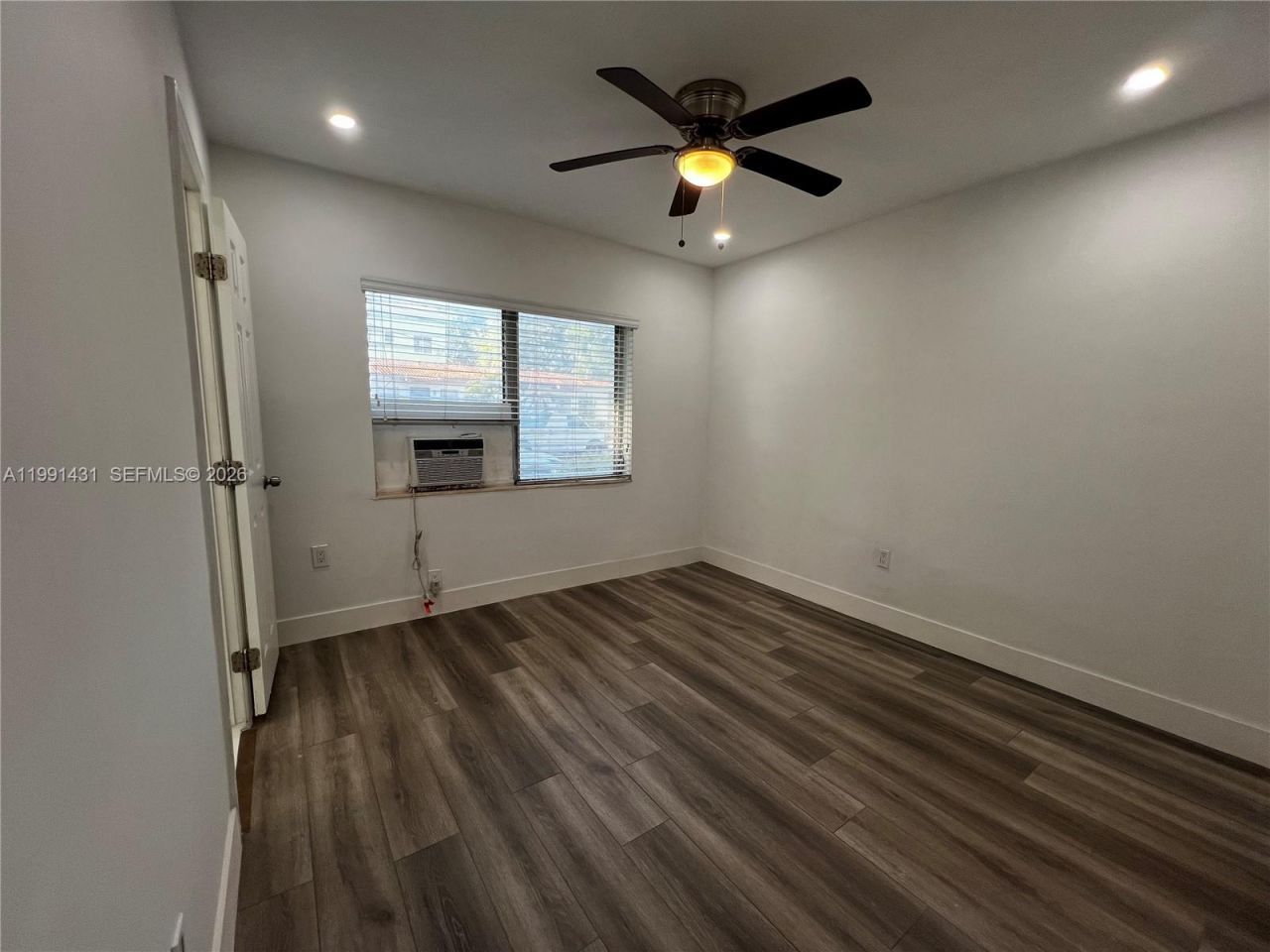 550 SW 16th Ave, Unit 550, Miami, FL 33135 Photo