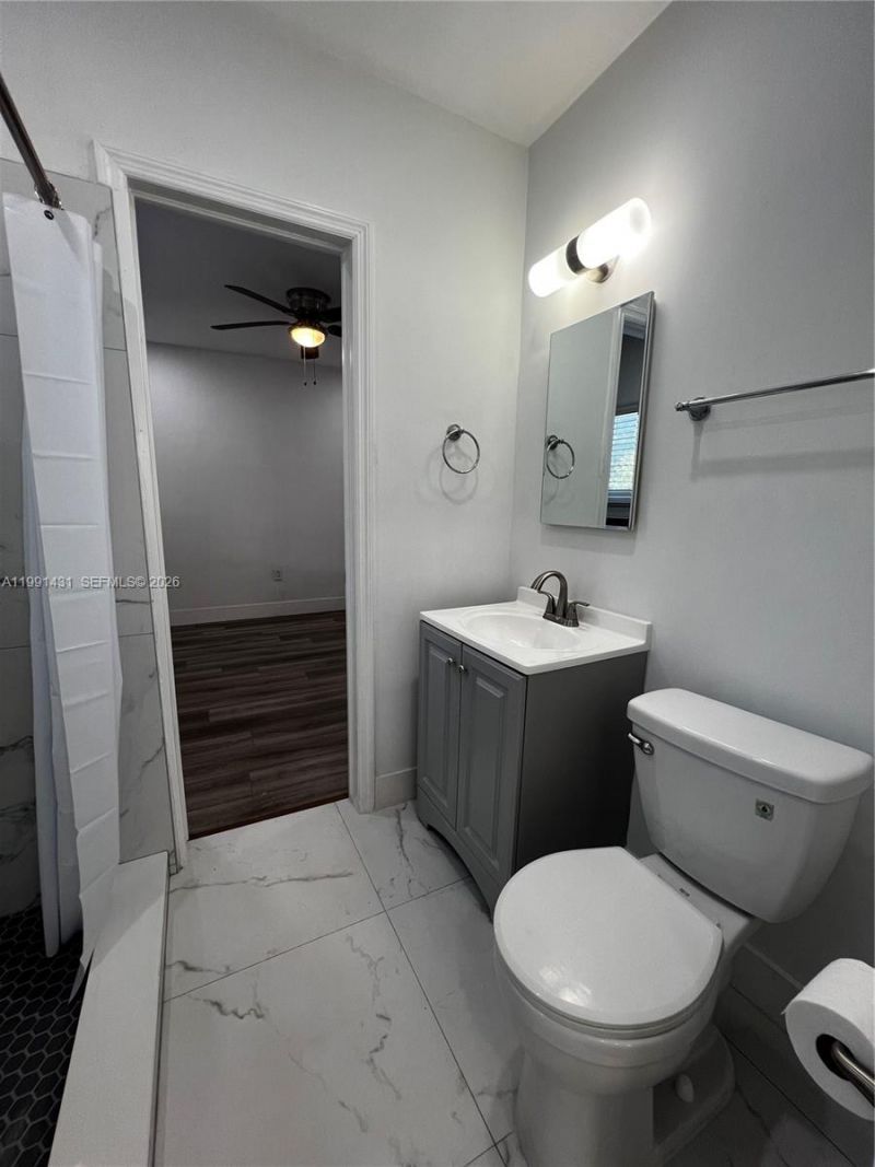 550 SW 16th Ave, Unit 550, Miami, FL 33135 Photo