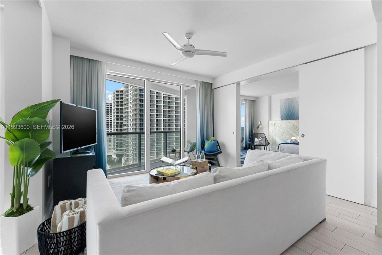 3101 Bayshore Dr, Unit 1508, Fort Lauderdale, FL 33304 Photo
