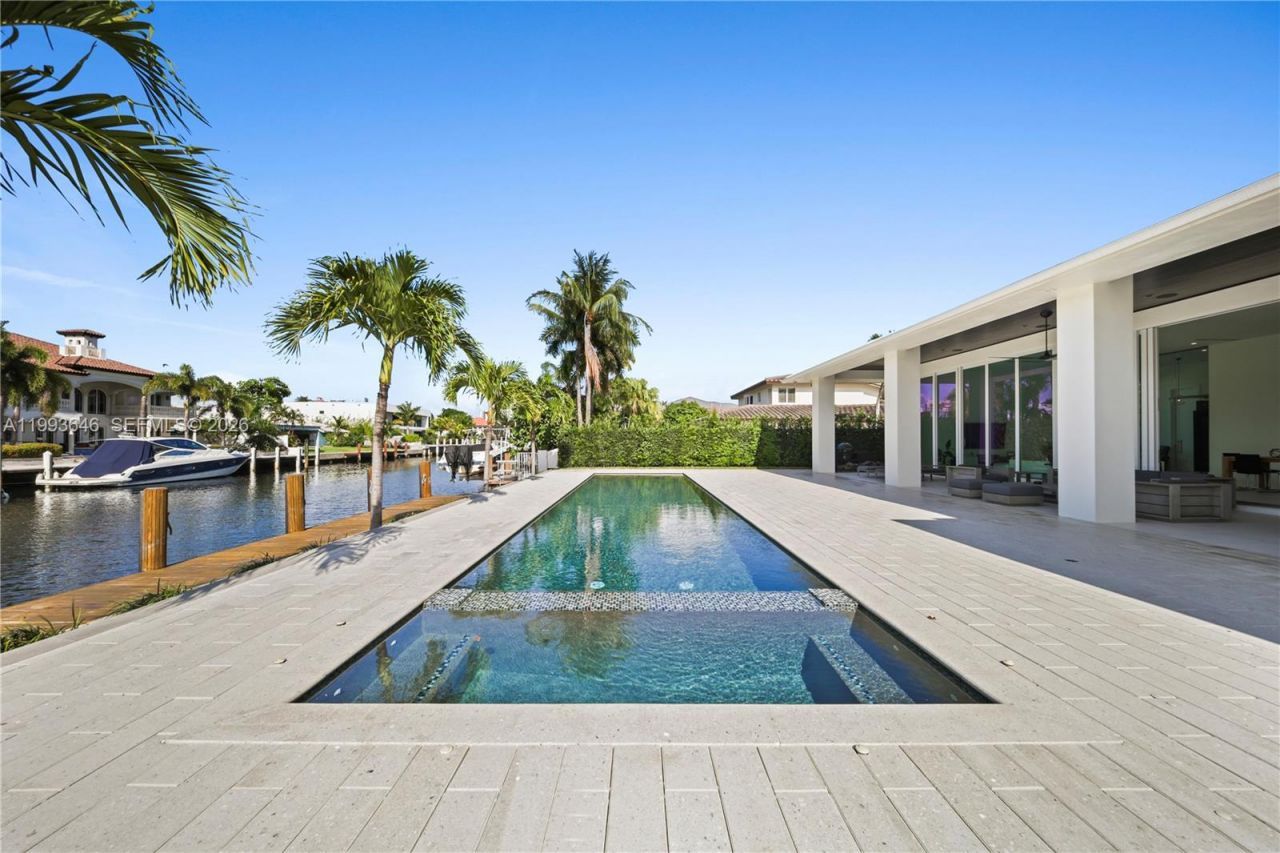 2815 NE 26th Pl , Fort Lauderdale, FL 33306 Photo