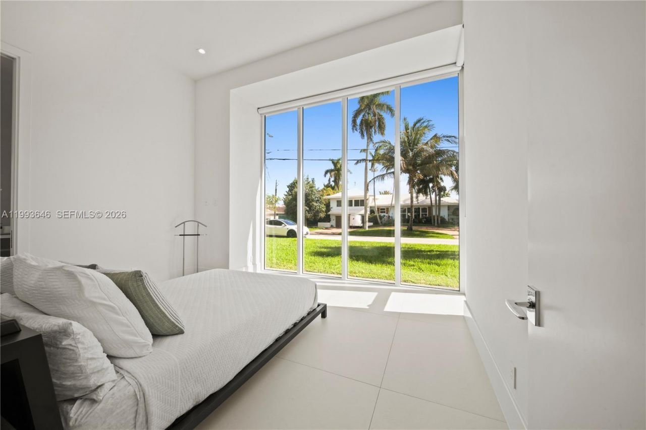 2815 NE 26th Pl , Fort Lauderdale, FL 33306 Photo