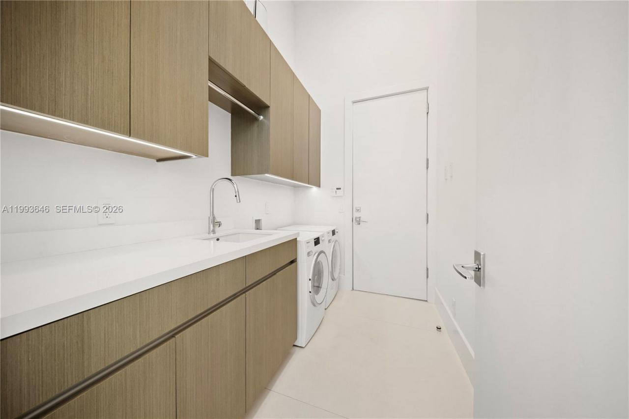 2815 NE 26th Pl , Fort Lauderdale, FL 33306 Photo