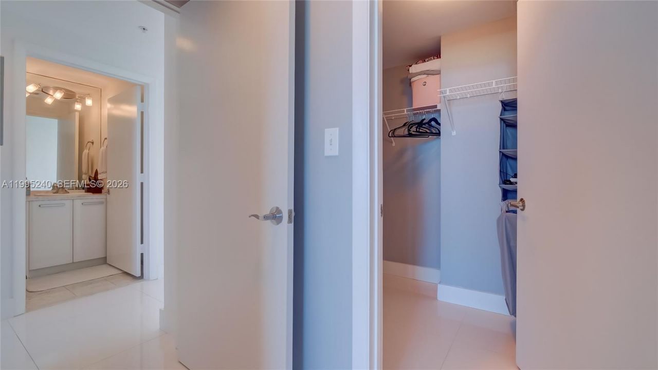 253 NE 2nd St, Unit 3509, Miami, FL 33132 Photo