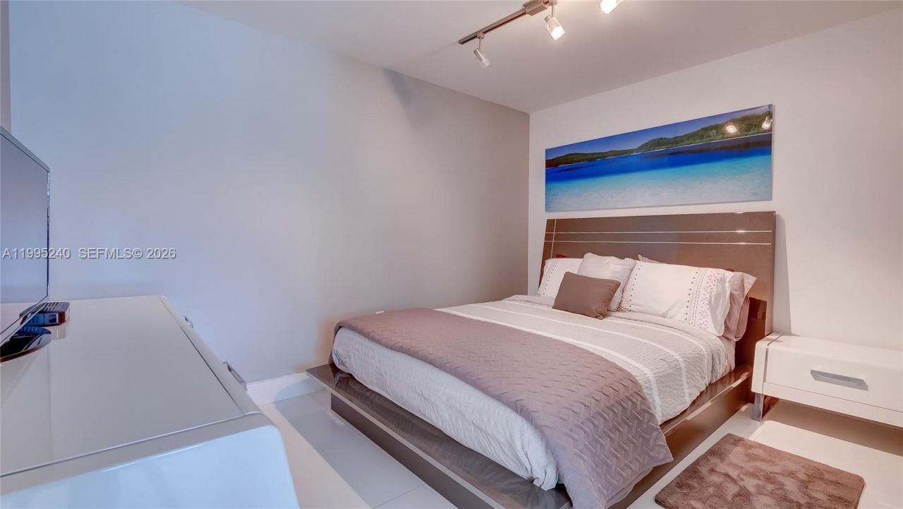 253 NE 2nd St, Unit 3509, Miami, FL 33132 Photo