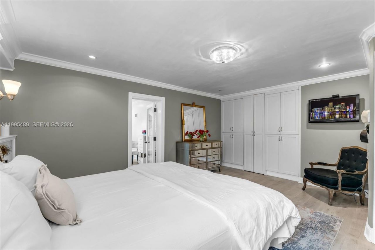 5810 SW 89th Ct , Miami, FL 33173 Photo