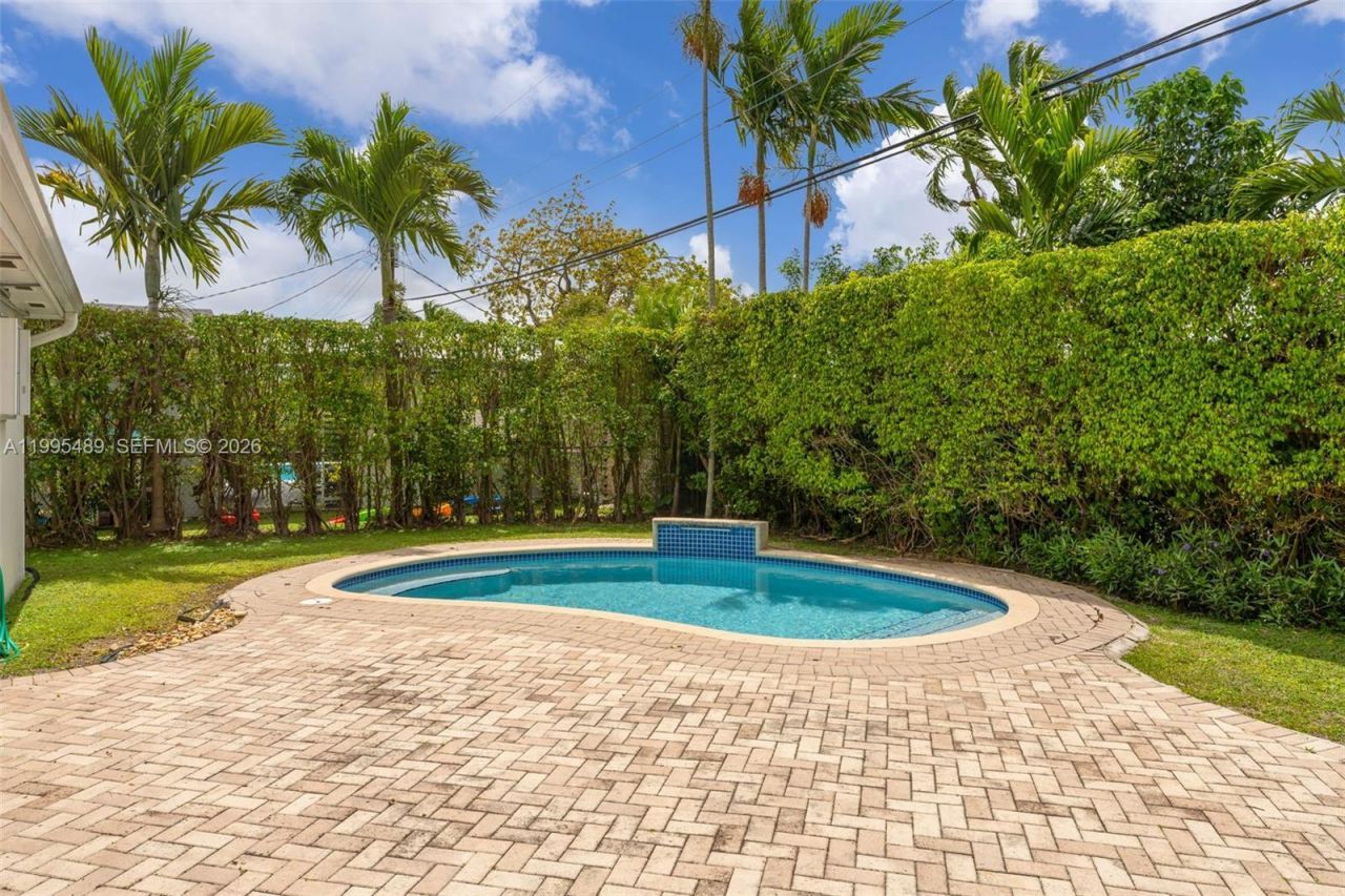 5810 SW 89th Ct , Miami, FL 33173 Photo