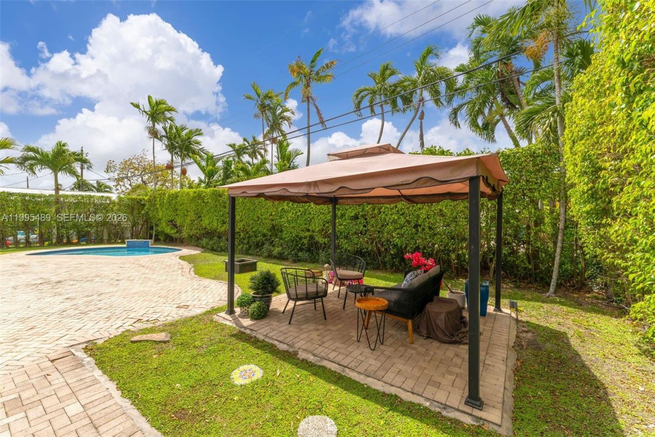 5810 SW 89th Ct , Miami, FL 33173 Photo