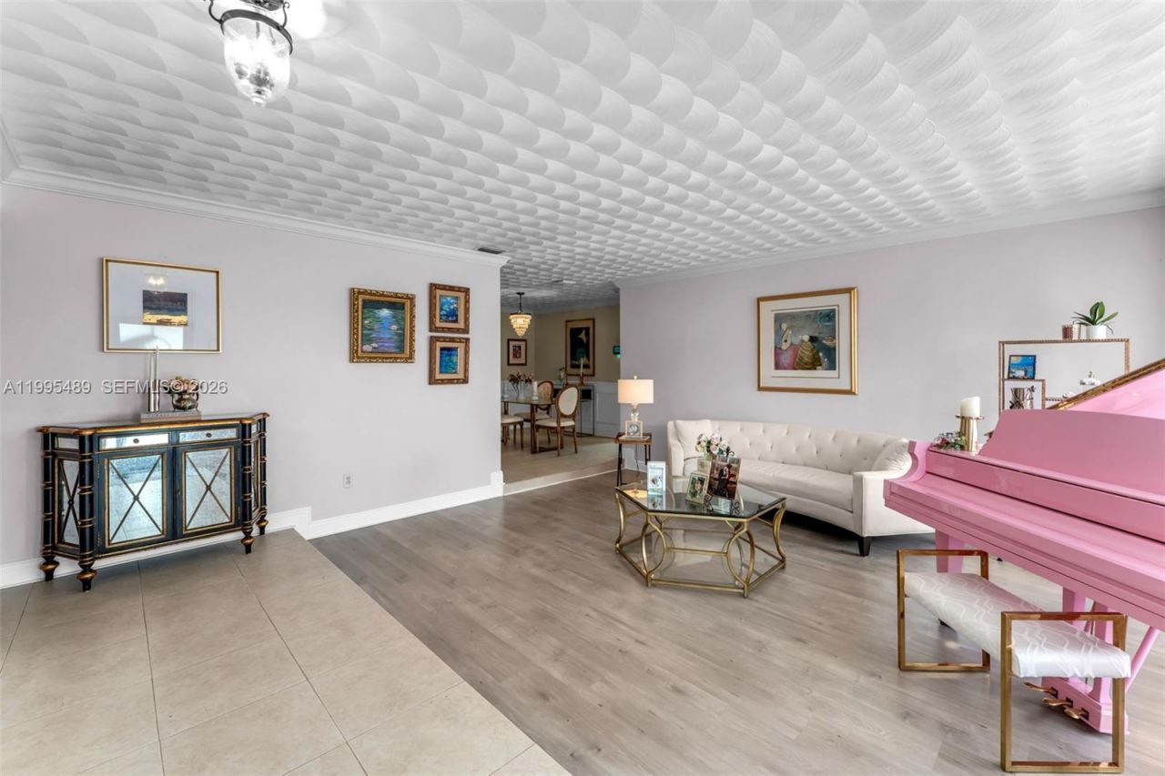 5810 SW 89th Ct , Miami, FL 33173 Photo