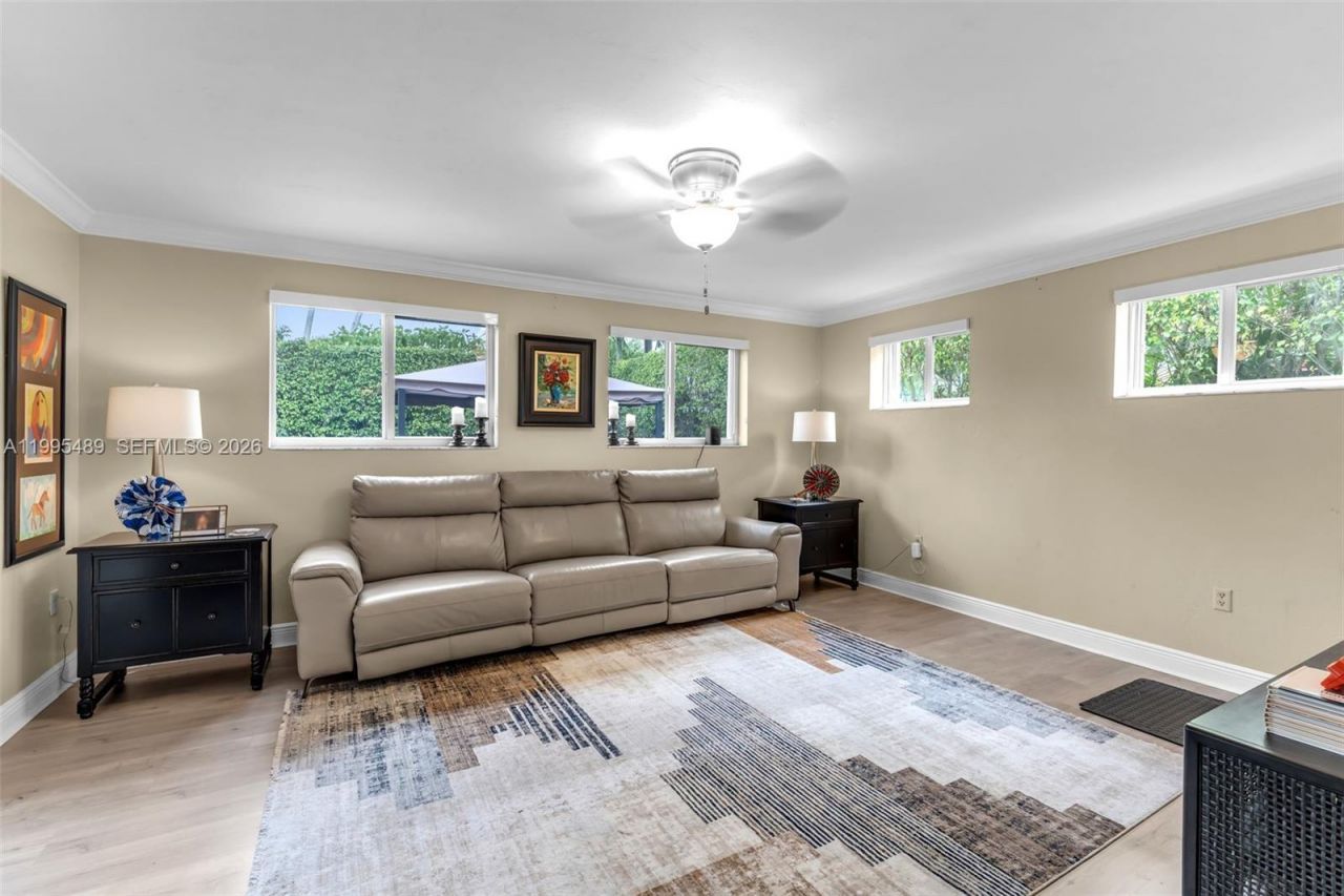 5810 SW 89th Ct , Miami, FL 33173 Photo