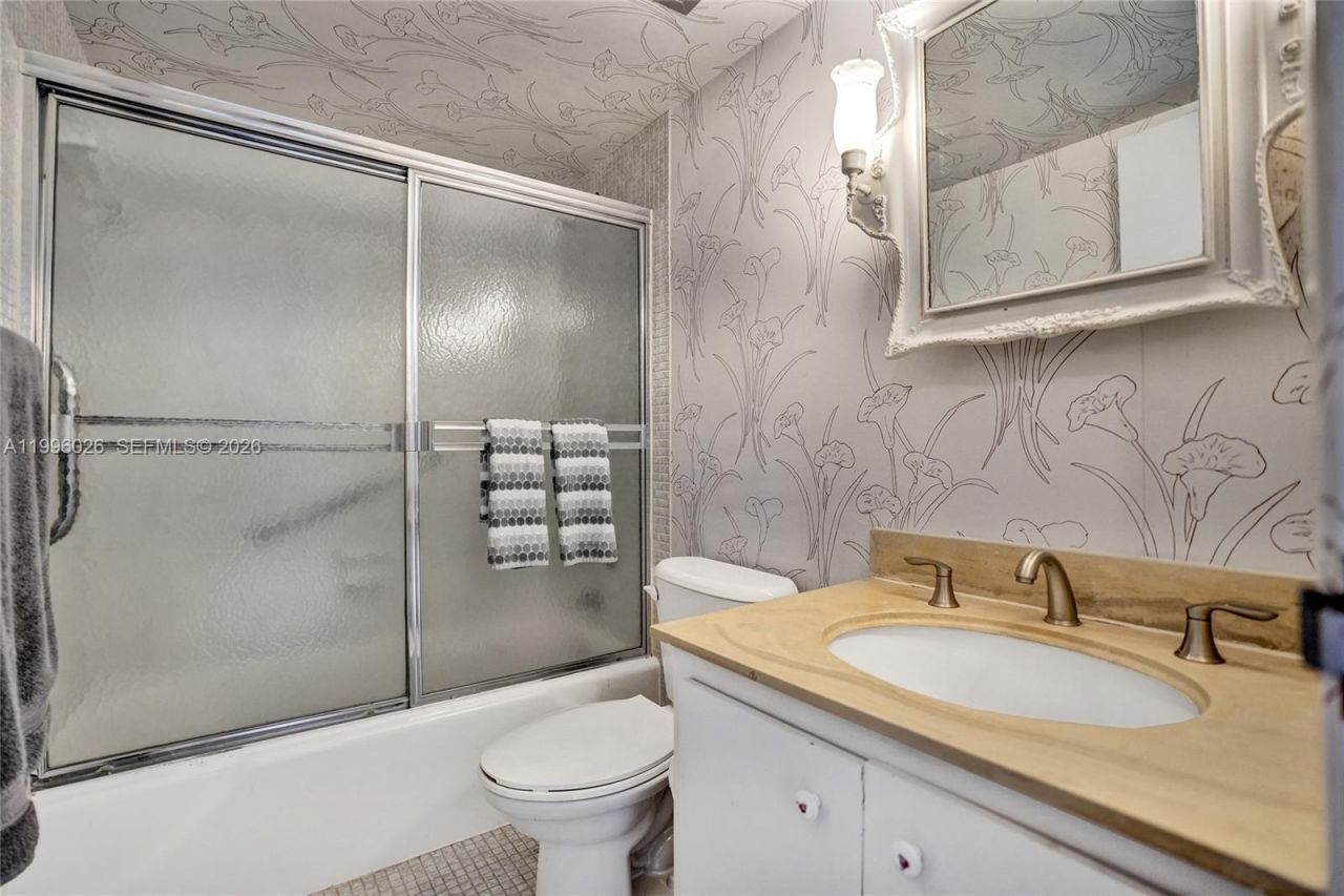 1985 S Ocean Dr , Unit 12A, Hallandale Beach, FL 33009 Photo