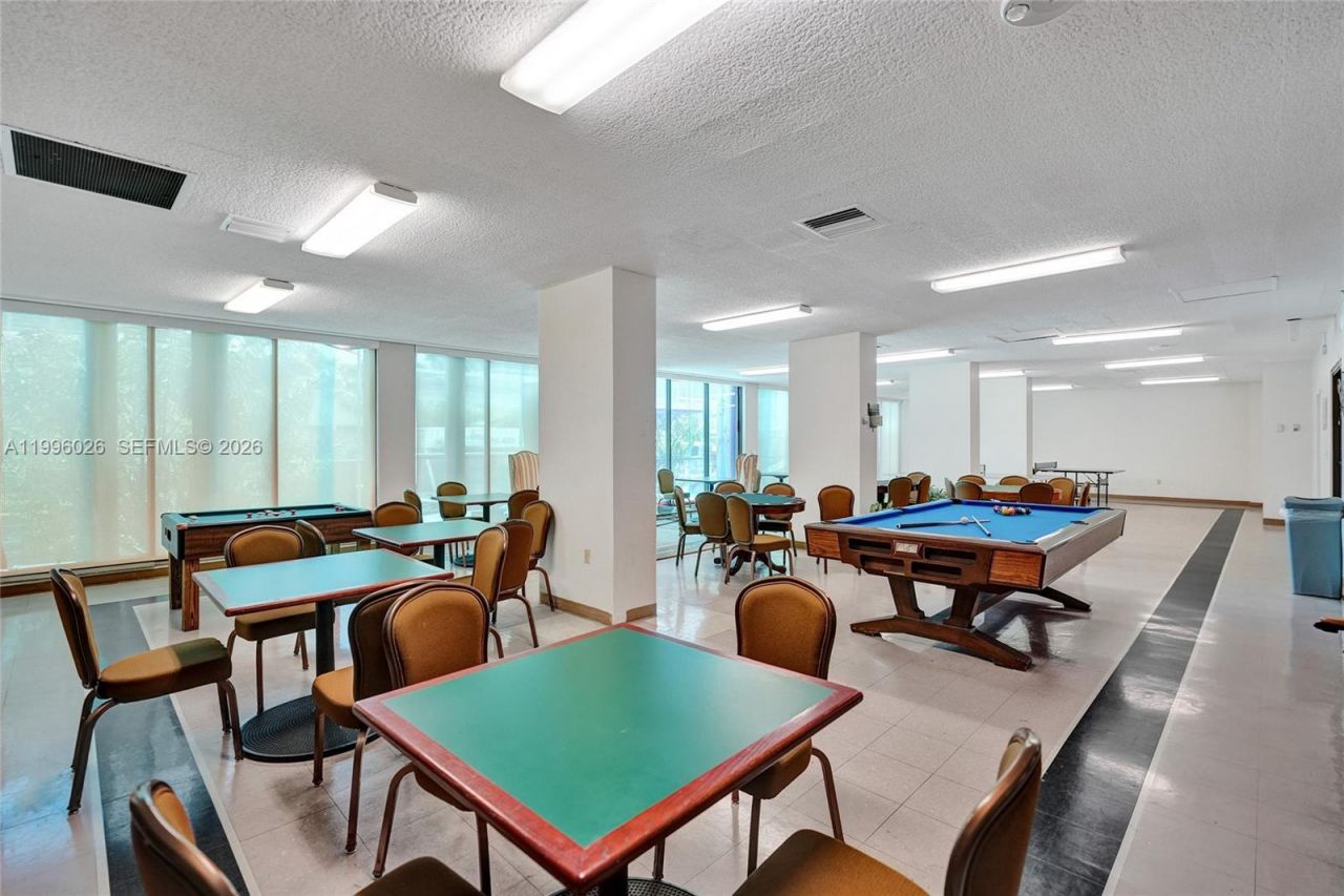 1985 S Ocean Dr , Unit 12A, Hallandale Beach, FL 33009 Photo