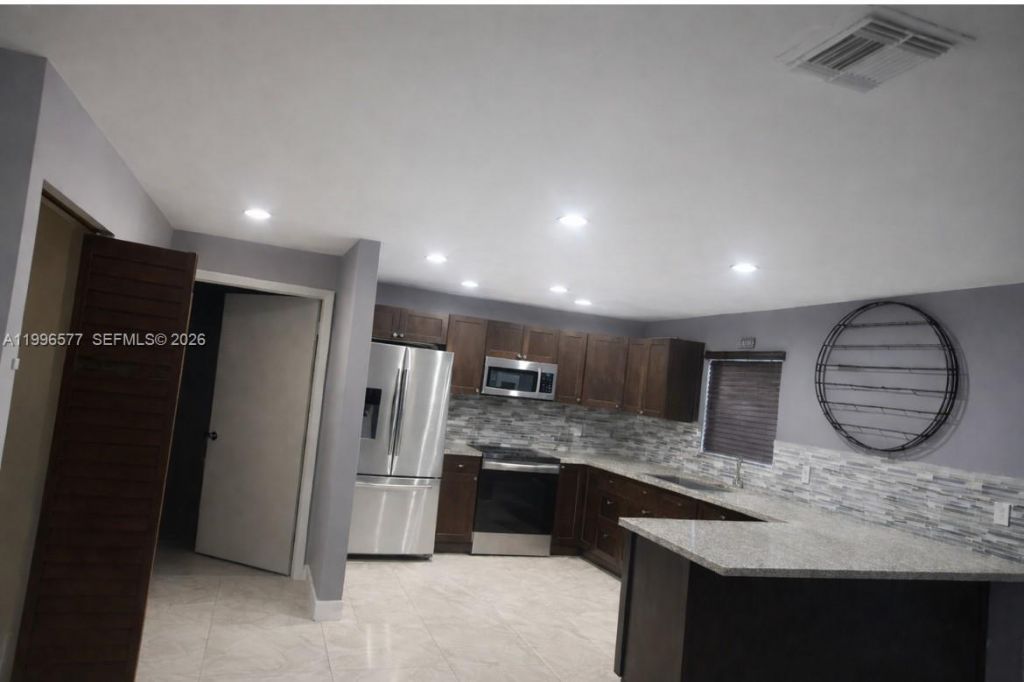 2260 SW 83rd Ave, Miramar, FL 33025 Photo