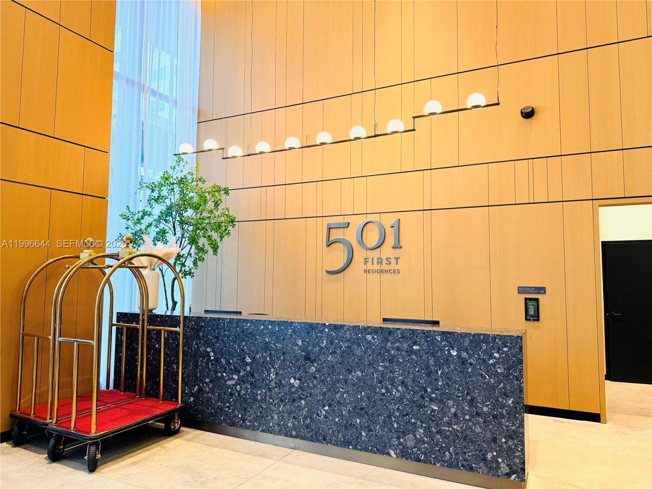 121 NE 5 St, Unit 901B, Miami, FL 33132 Photo