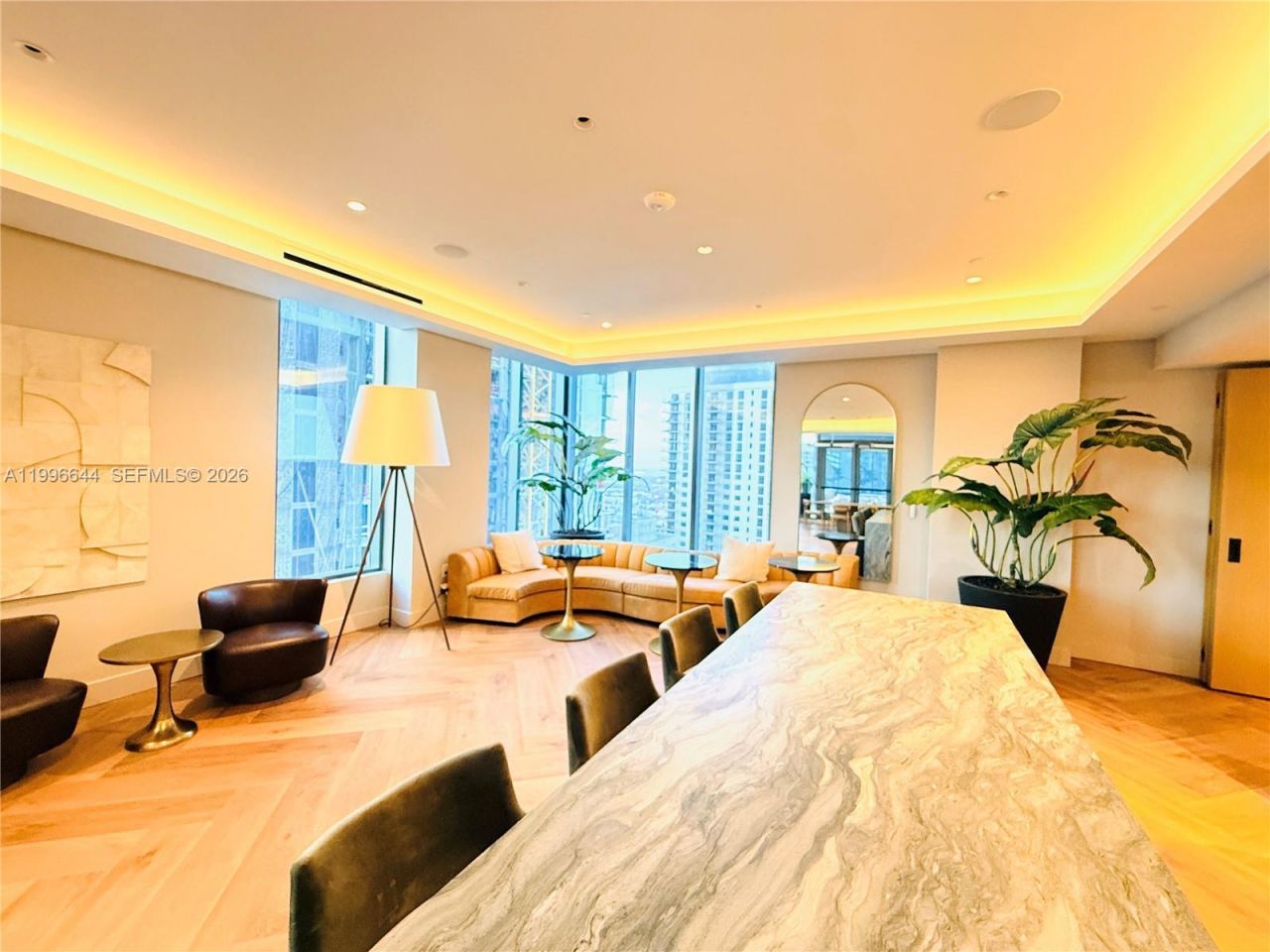 121 NE 5 St, Unit 901B, Miami, FL 33132 Photo