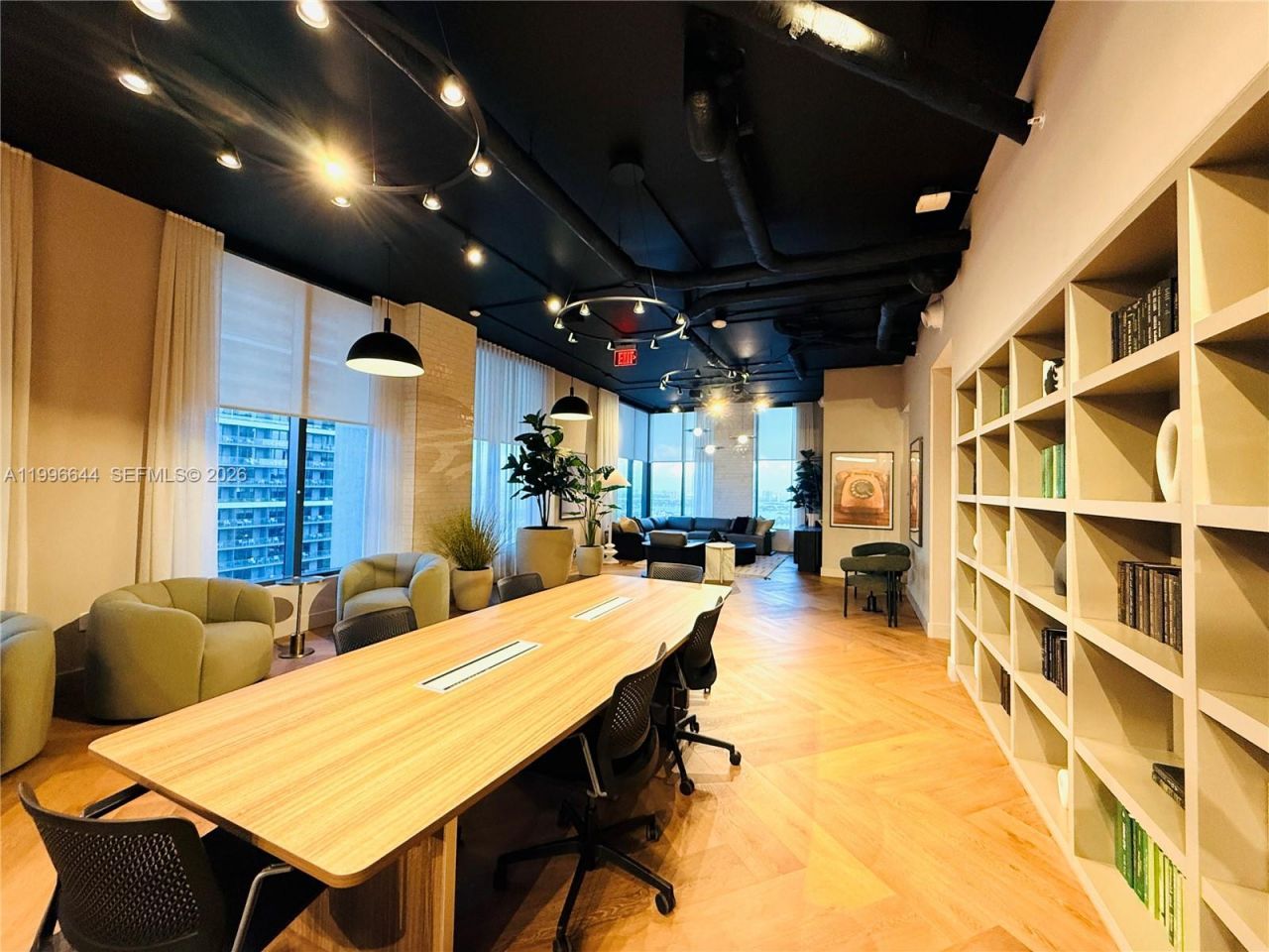 121 NE 5 St, Unit 901B, Miami, FL 33132 Photo