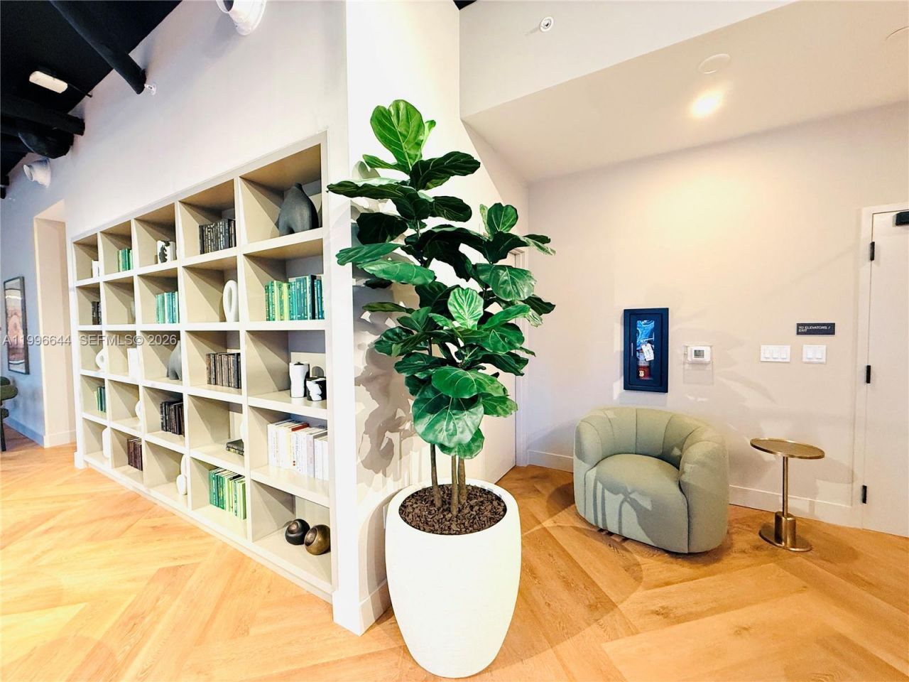 121 NE 5 St, Unit 901B, Miami, FL 33132 Photo