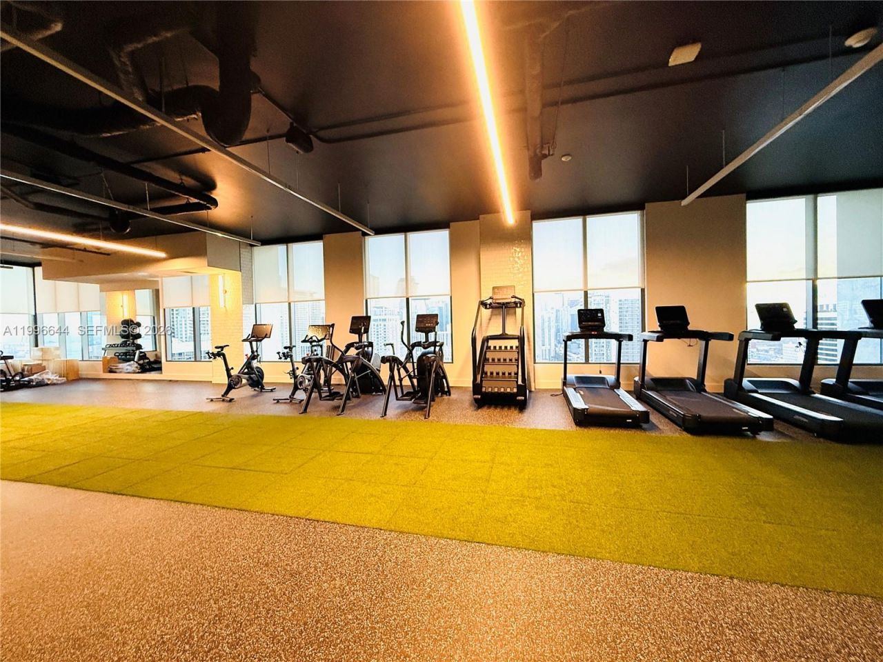 121 NE 5 St, Unit 901B, Miami, FL 33132 Photo