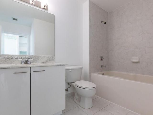 133 NE 2nd Ave, Unit 3306, Miami, FL 33132 Photo
