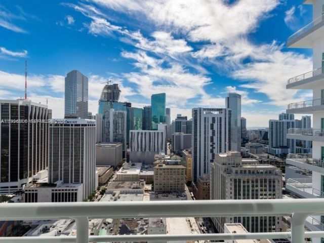 133 NE 2nd Ave, Unit 3306, Miami, FL 33132 Photo