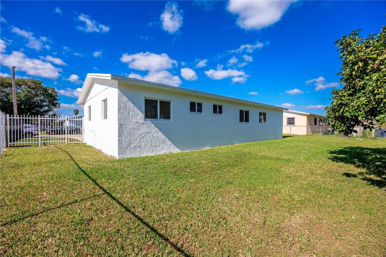 22503 SW 113th Pl, Miami, FL 33170 Photo