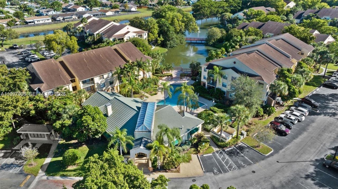 9999 Summerbreeze Dr, Unit 918, Sunrise, FL 33322 Photo