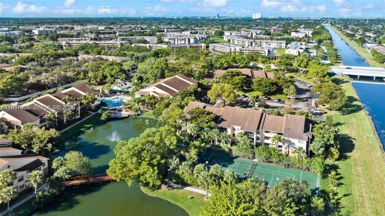 9999 Summerbreeze Dr, Unit 918, Sunrise, FL 33322 Photo