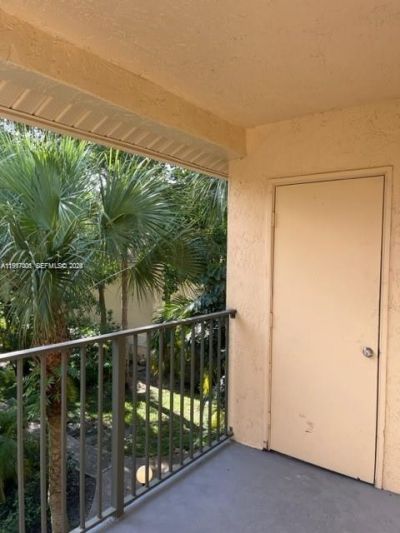 9999 Summerbreeze Dr, Unit 918, Sunrise, FL 33322 Photo