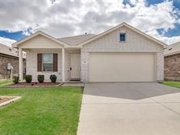 1105 Wildflower Street, Ennis, TX 75119