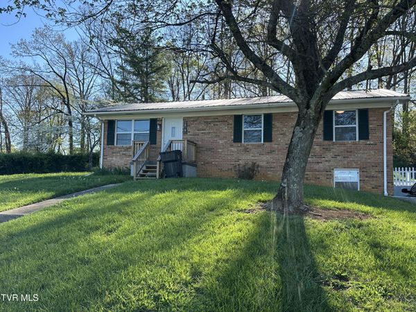 1698 Elgin Drive, Morristown, TN 37814