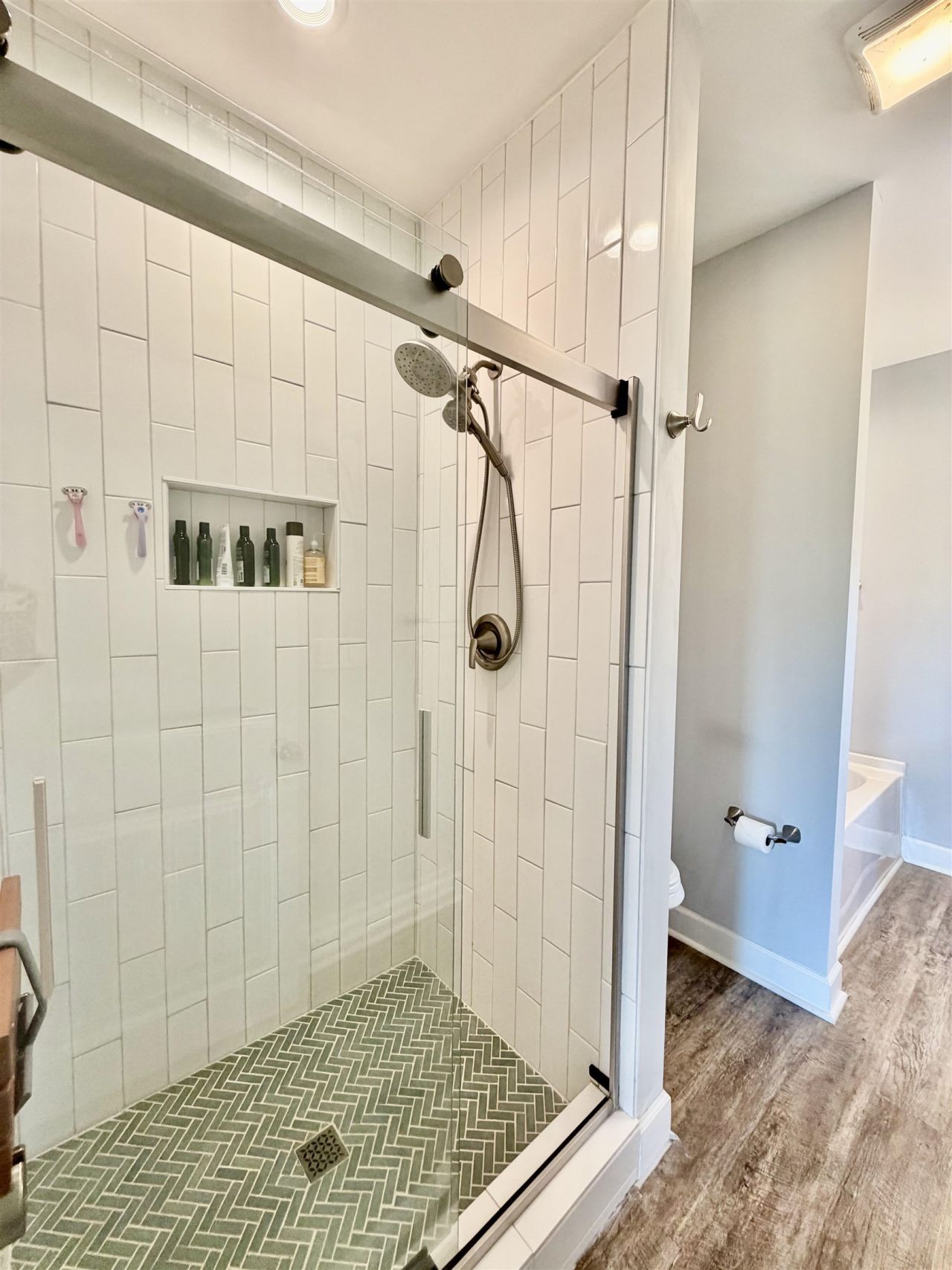 1066 Fox Bay Rd. Photo 16