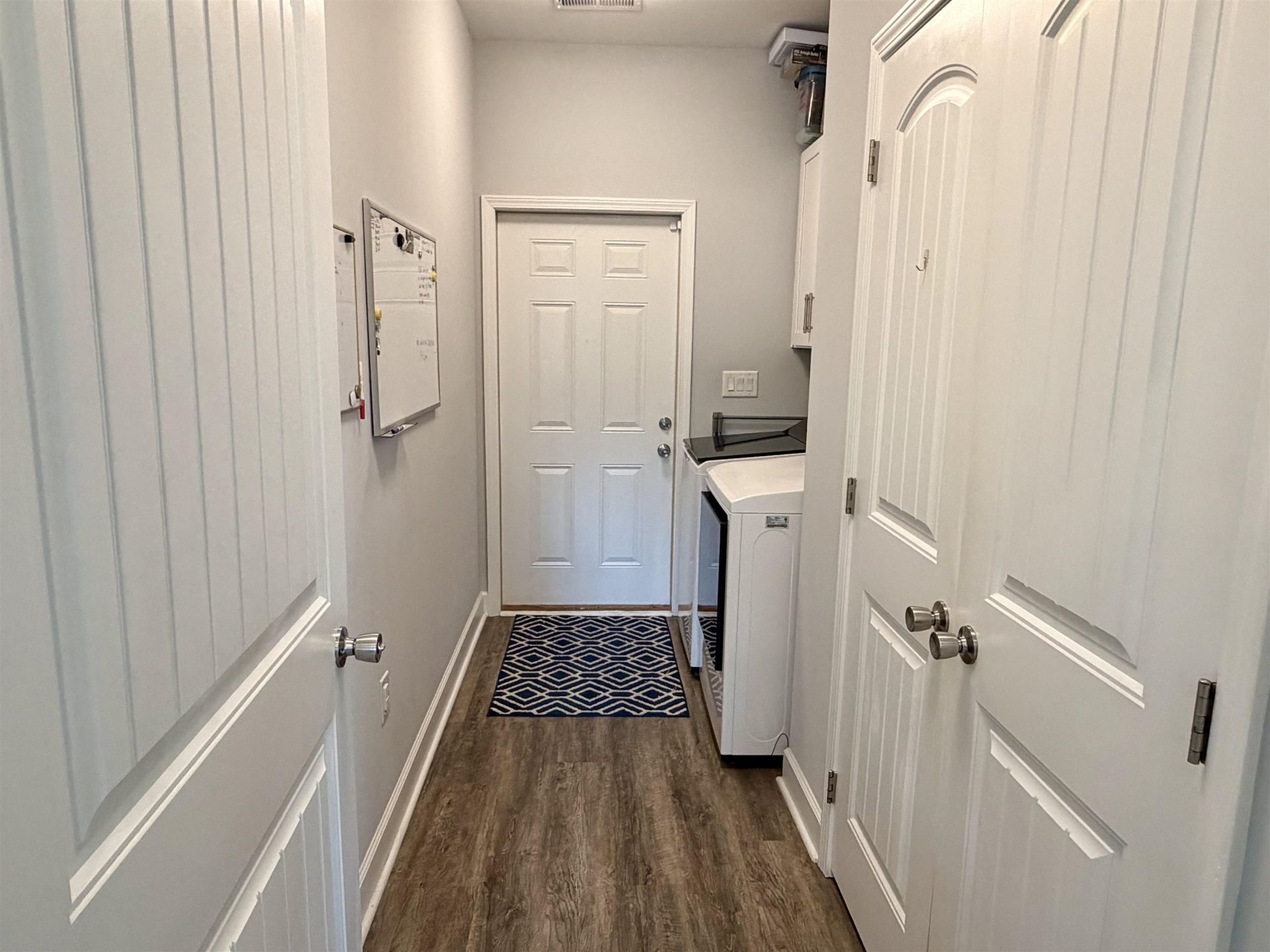 1066 Fox Bay Rd. Photo 21