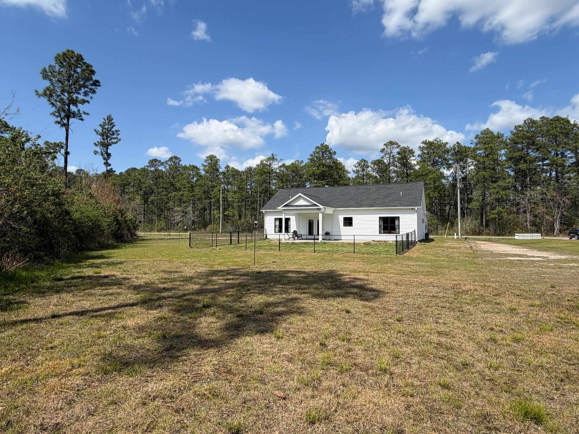 1066 Fox Bay Rd. Photo 40