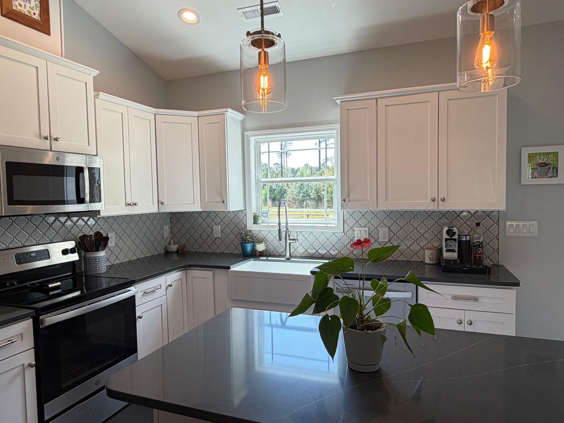 1066 Fox Bay Rd. Photo 7