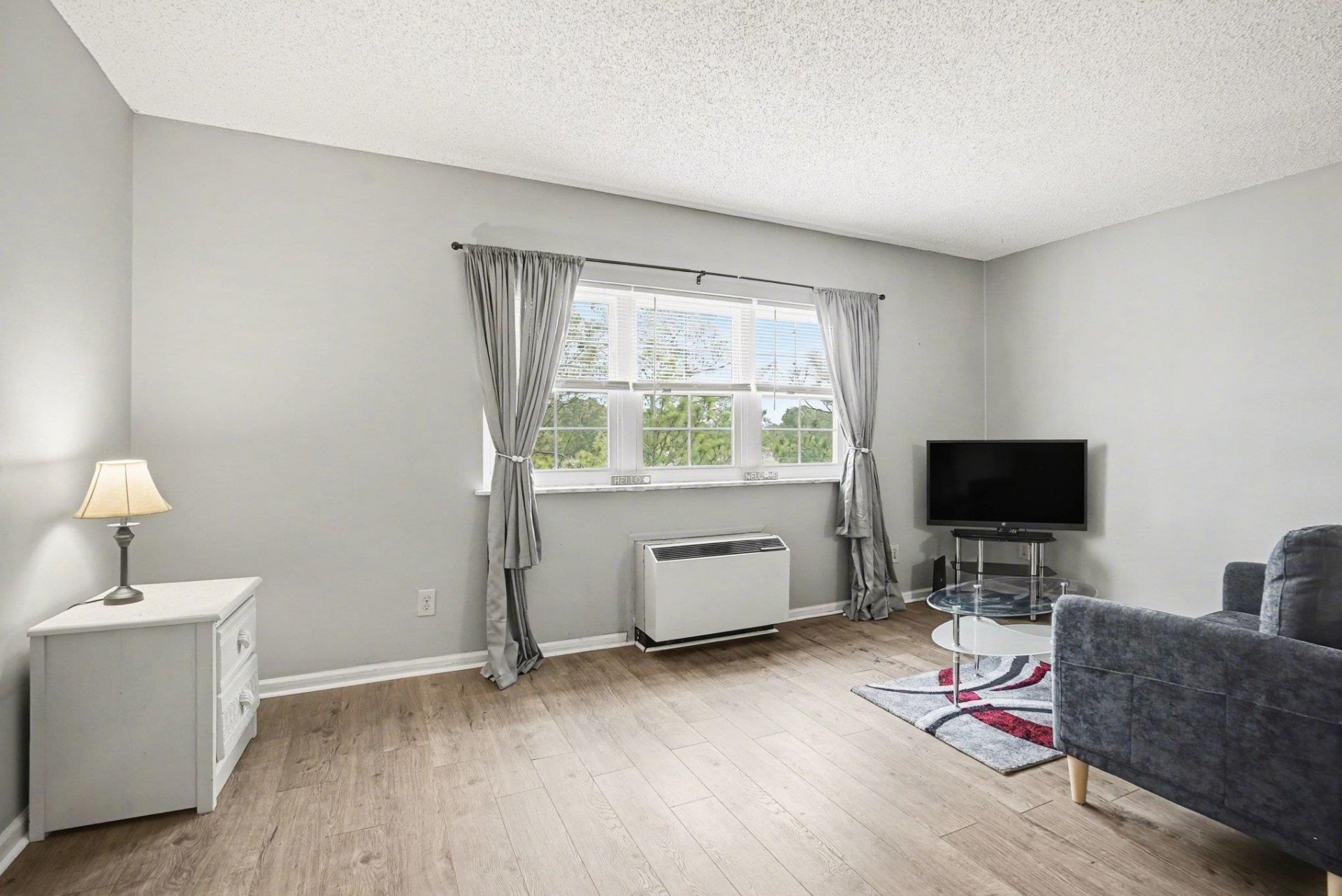 6850 Blue Heron Blvd. Photo 13