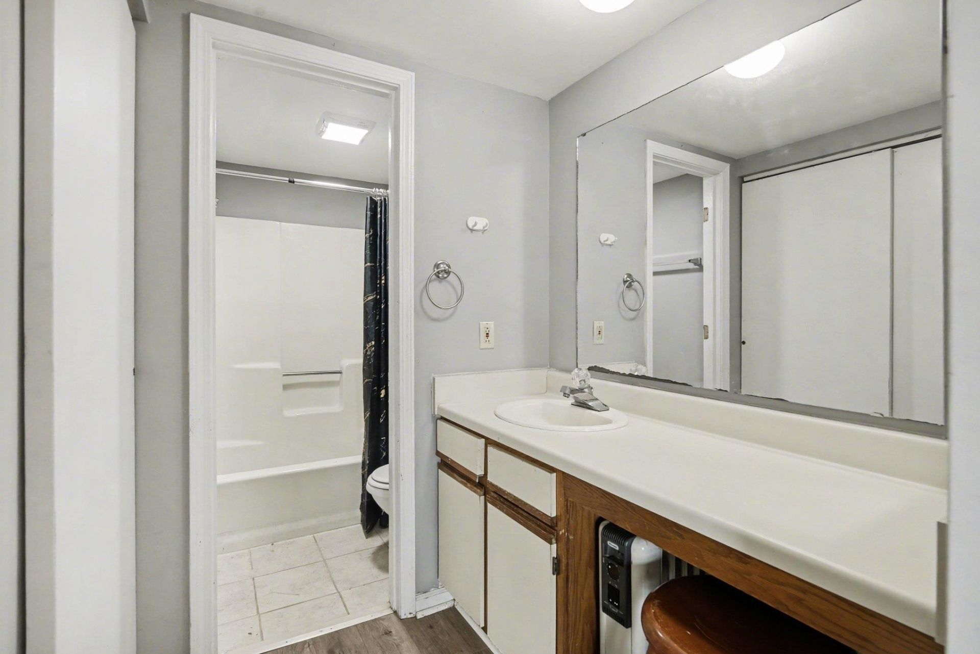 6850 Blue Heron Blvd. Photo 14