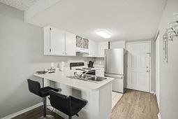 6850 Blue Heron Blvd. photo 4