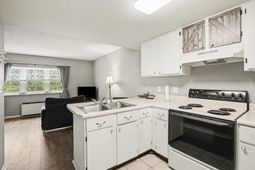 6850 Blue Heron Blvd. photo 4