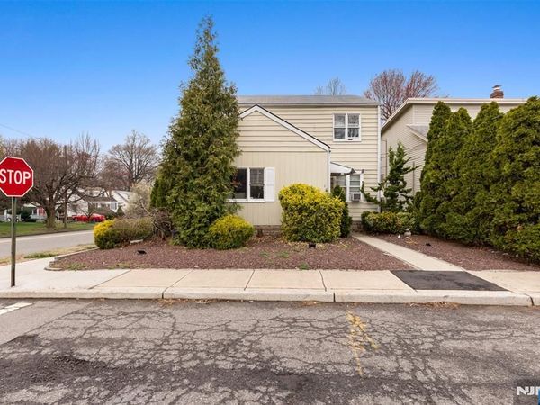 4 Patton Place, DUMONT, NJ 07628
