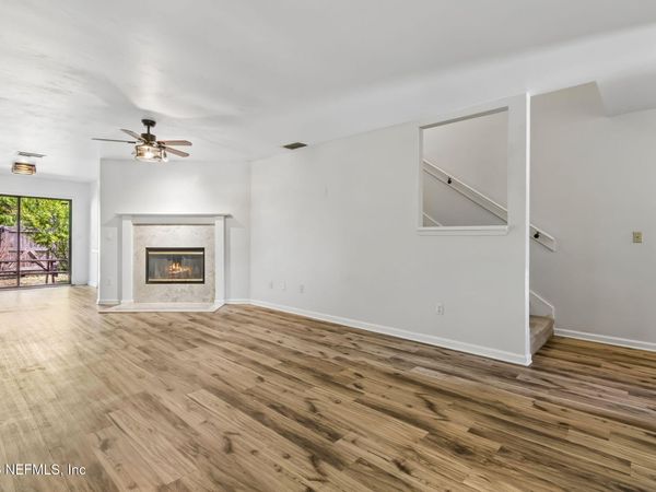 4063 LAURELWOOD Drive, Jacksonville, FL 32257
