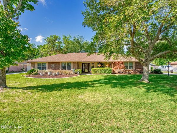 752 CAMERON Drive, Orange Park, FL 32073