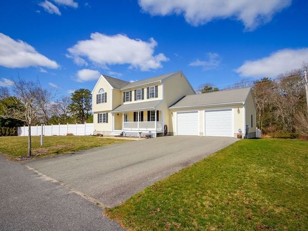 17 Lynne Rd, Wareham, MA 02571