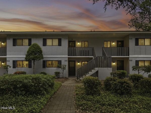 4425 Holly Tree Road , Unit 103, Wilmington, NC 28412