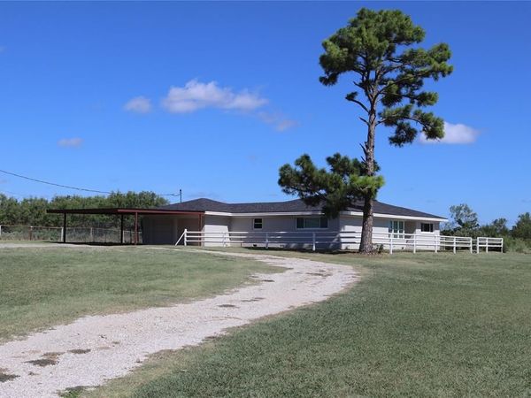 220 US Highway 380 W, Jacksboro, TX 76458